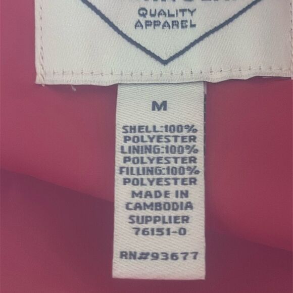 St. John’s Bay Red Quilted Vest! - Picture 4 of 8